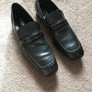Men’s Calvin Klein black dress shoe